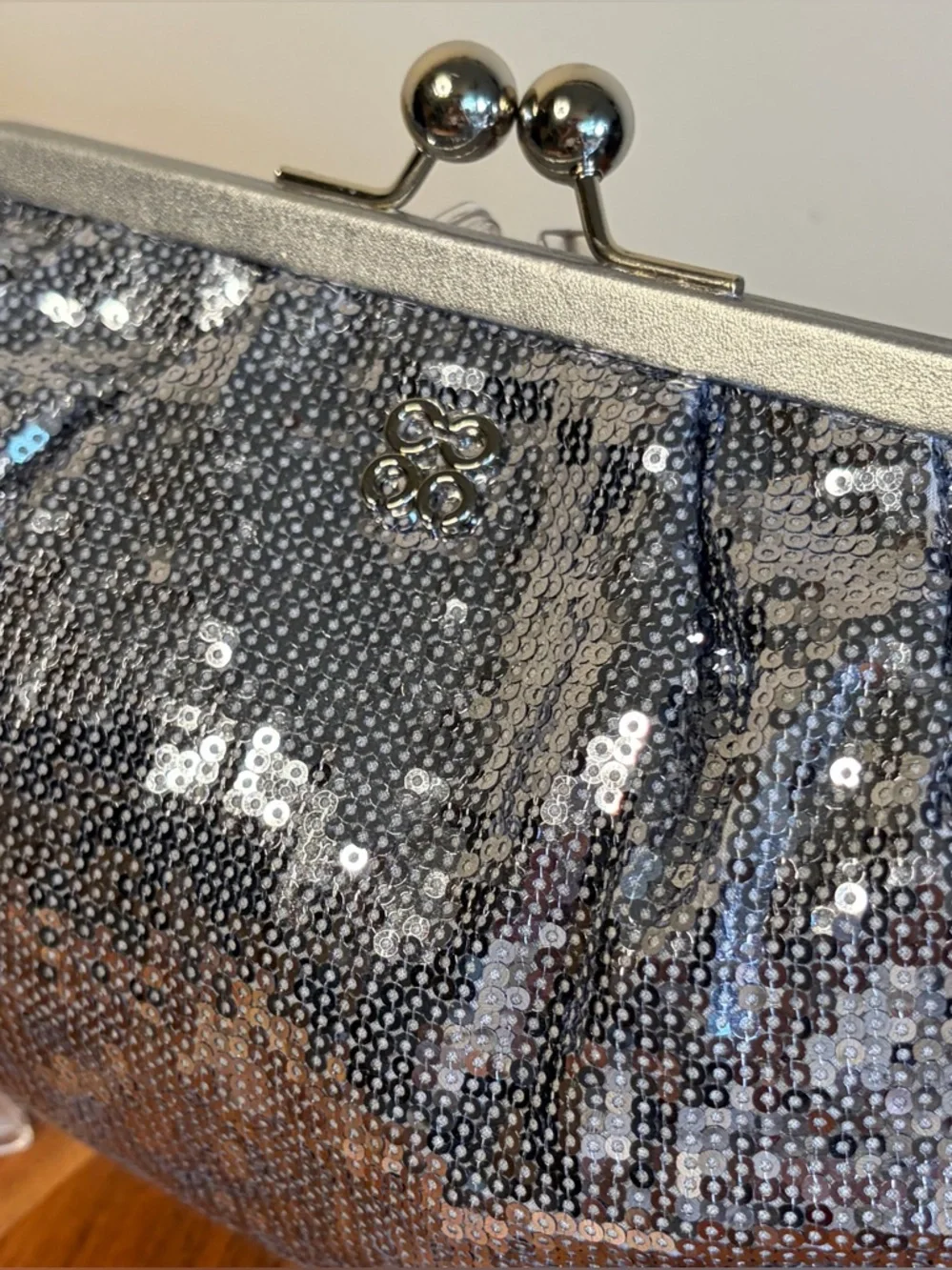 Coach Julia Silver Sequin Kiss-lock Clutch Limited Edition 44475